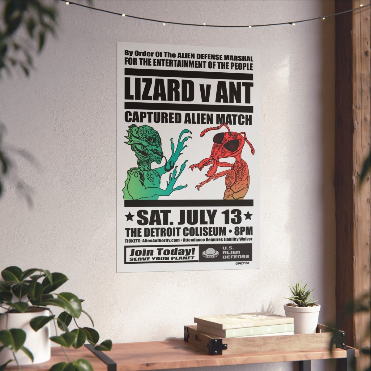 Alien Grudge Match Lizard v Ant Premium Wall Art Print