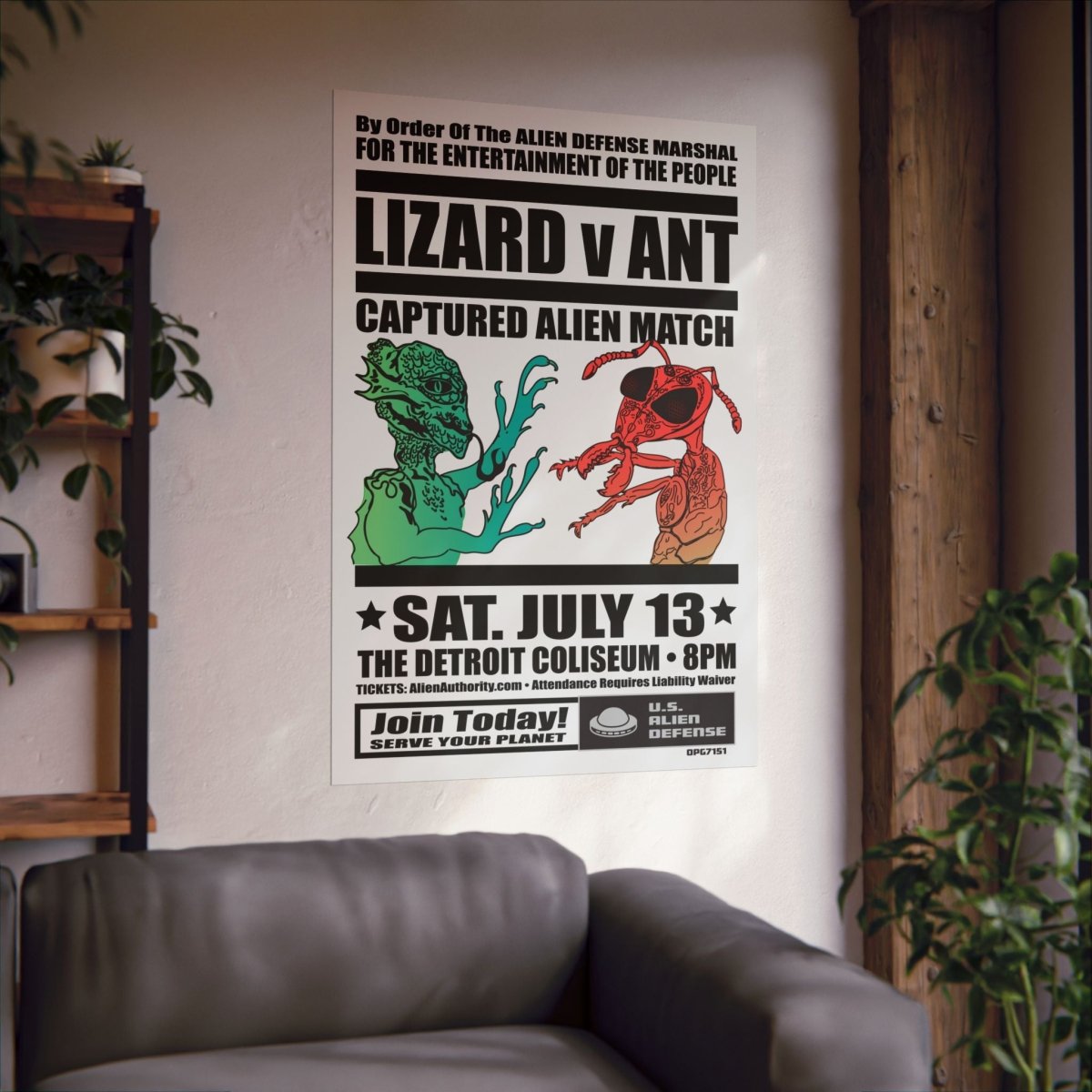 Alien Grudge Match Lizard v Ant Premium Wall Art Print