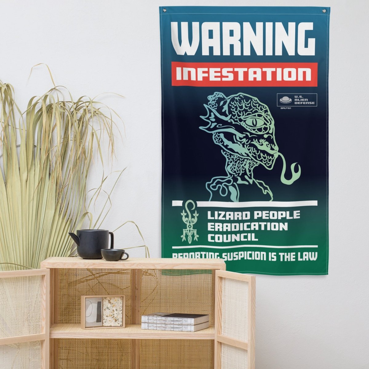 Lizard People Flag, Aliens Conspiracy, Fake People Warning, Cool Wall Decor, Reptilian