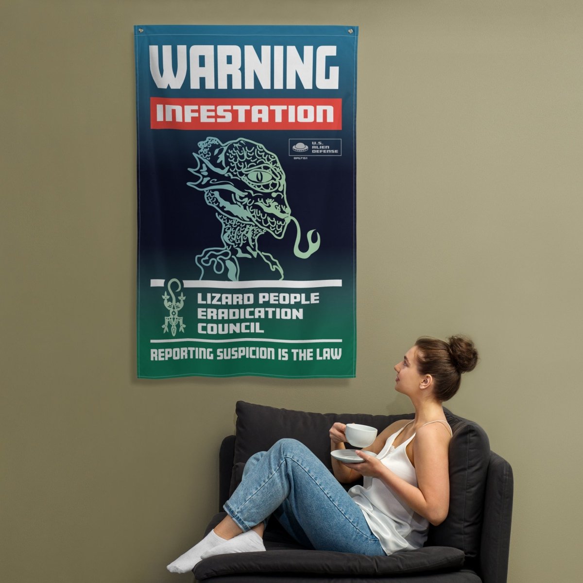 Lizard People Flag, Aliens Conspiracy, Fake People Warning, Cool Wall Decor, Reptilian